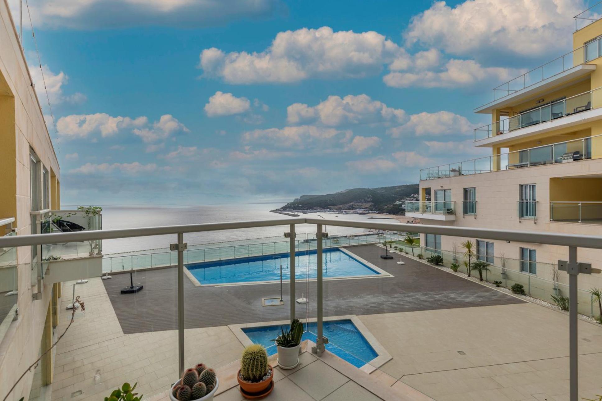 Cliffs Apartment - Astonishing View Over Sesimbra Bay By Trip2Portugal Zewnętrze zdjęcie